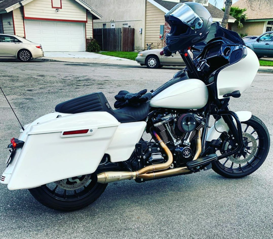2017–2025 Harley M8 Bagger with Stealth Pipes stainless exhaust system – American-made performance upgrade, photo 12 of 30